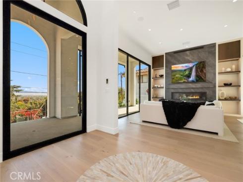 19031  Fowler   Avenue, North Tustin, CA