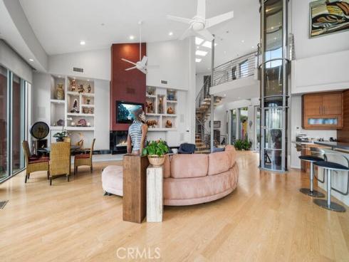 10182  Cowan Heights   Drive, North Tustin, CA