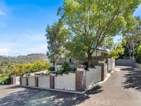 12782  Periwinkle  , North Tustin, CA