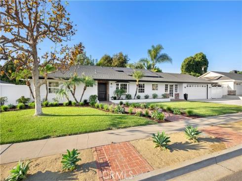 11891 Gladstone Drive