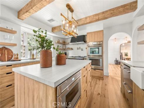 10162  La Sierra  , North Tustin, CA