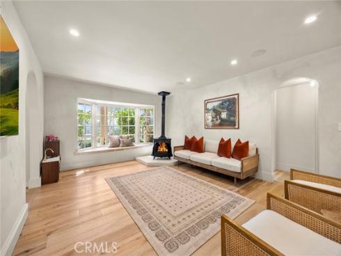 10162  La Sierra  , North Tustin, CA