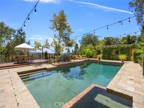 10162  La Sierra  , North Tustin, CA