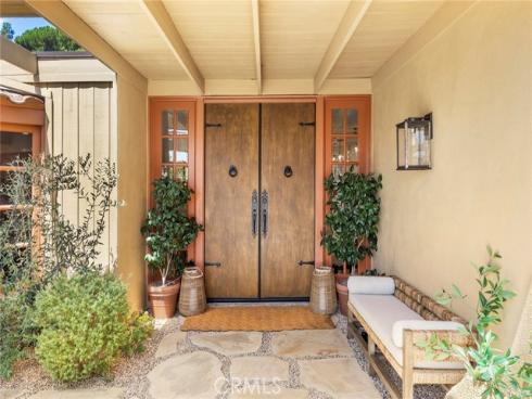 10162  La Sierra  , North Tustin, CA