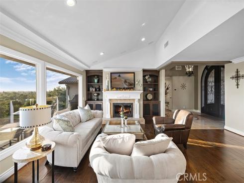 1542  La Loma  , North Tustin, CA