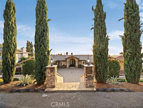 1542  La Loma  , North Tustin, CA