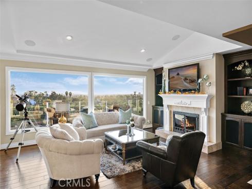 1542  La Loma  , North Tustin, CA