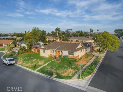 14382  Brenan  , North Tustin, CA