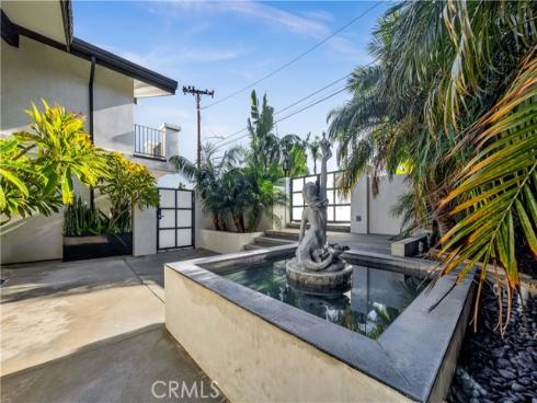 1711  Sirrine  , North Tustin, CA