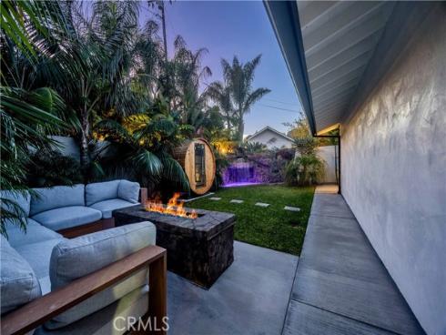 1711  Sirrine  , North Tustin, CA