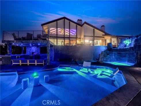 1711  Sirrine  , North Tustin, CA