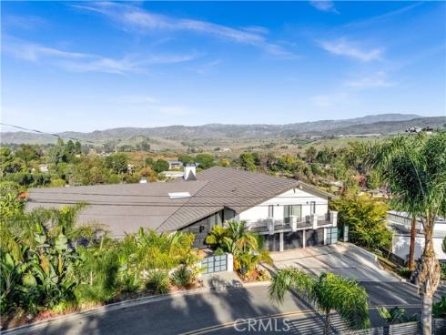 1711  Sirrine  , North Tustin, CA