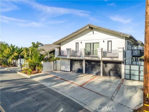 1711  Sirrine  , North Tustin, CA