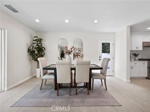 19201 Barrett Lane, North Tustin, CA