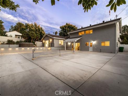 19201 Barrett Lane, North Tustin, CA