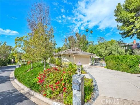 10471  Brightwood   Drive, North Tustin, CA