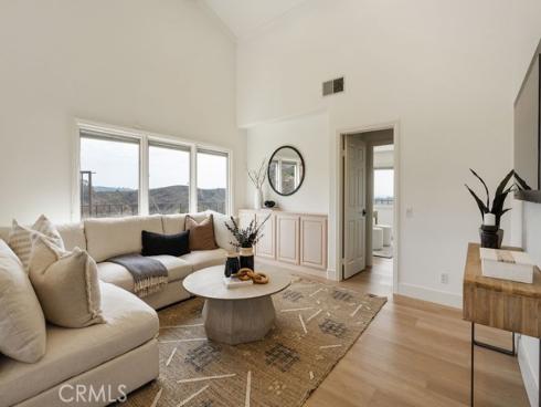 10181 Overhill Drive, North Tustin, CA