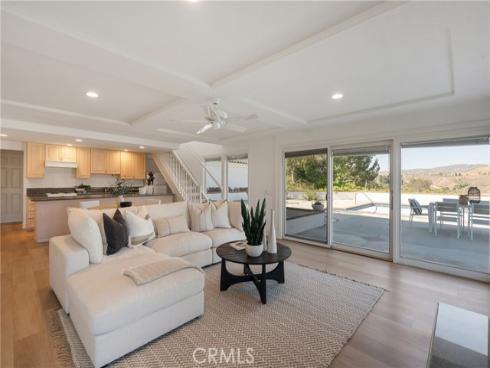 10181 Overhill Drive, North Tustin, CA