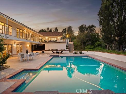 10181 Overhill Drive, North Tustin, CA