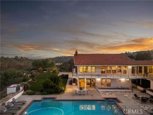 10181  Overhill   Drive, North Tustin, CA