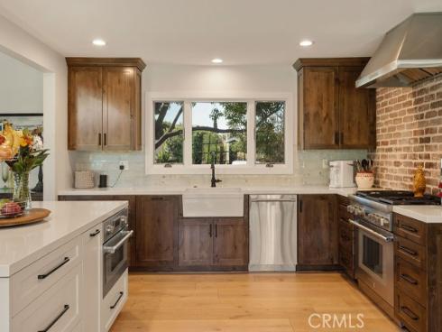 2011  Redberry  , North Tustin, CA