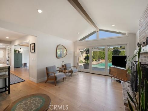 2011  Redberry  , North Tustin, CA