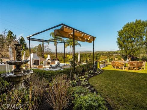 9821  Brentwood   Drive, North Tustin, CA