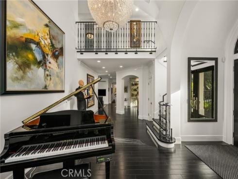 9821  Brentwood   Drive, North Tustin, CA