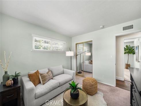 11572  Suburnas   Way, North Tustin, CA