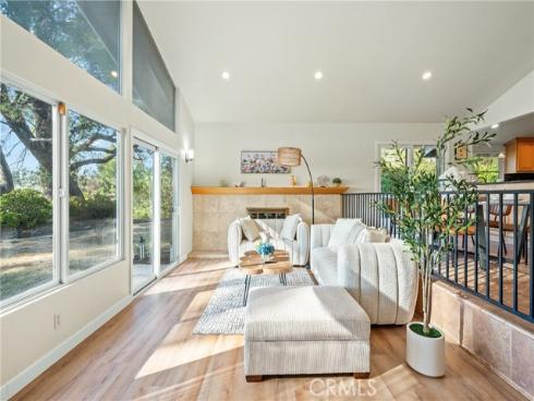 10961  Limetree  , North Tustin, CA