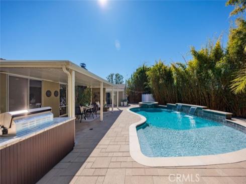 1032  Saint John   Place, North Tustin, CA