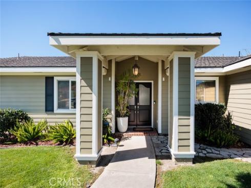 1032  Saint John   Place, North Tustin, CA