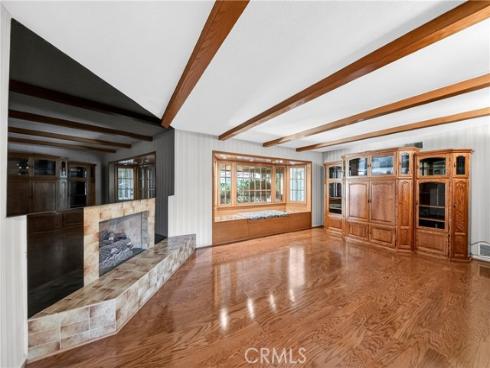 1172  St John Place  , North Tustin, CA