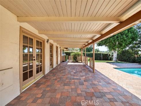 1172  St John Place  , North Tustin, CA