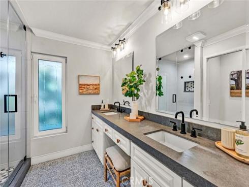 1016  Castlegate   Lane, North Tustin, CA