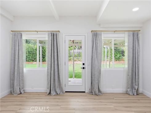 12811  Chaplet  , North Tustin, CA