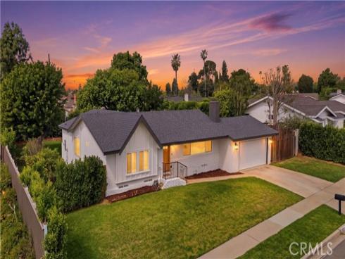 12811  Chaplet  , North Tustin, CA