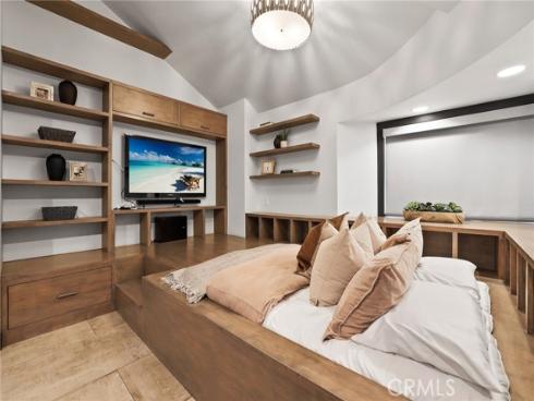 10372  Crawford Canyon   Road, North Tustin, CA