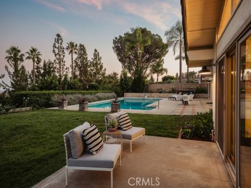 11042  Hunting Horn   Drive, North Tustin, CA