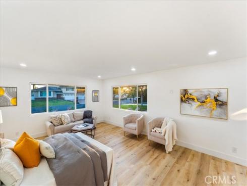 1271  Brittany Cross  , North Tustin, CA