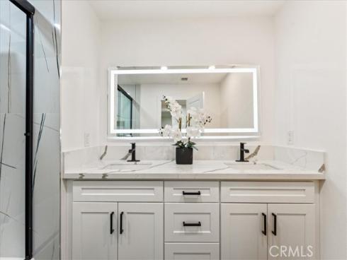 1271  Brittany Cross  , North Tustin, CA