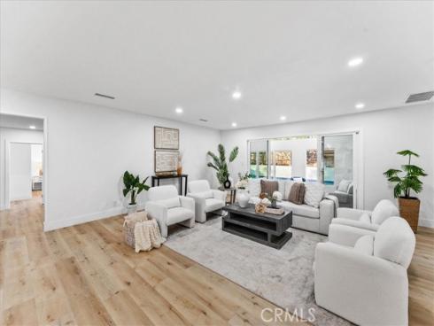 1271  Brittany Cross  , North Tustin, CA