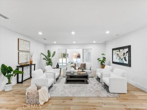 1271  Brittany Cross  , North Tustin, CA