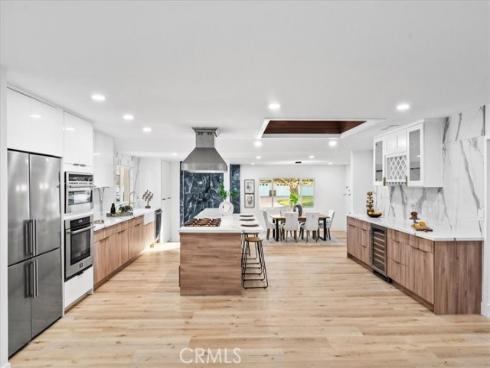 1271  Brittany Cross  , North Tustin, CA