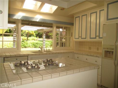 1532  Foothill   Boulevard, North Tustin, CA