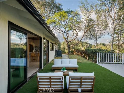 10141 Overhill Drive, North Tustin, CA