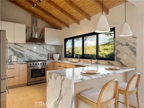 10141 Overhill Drive, North Tustin, CA