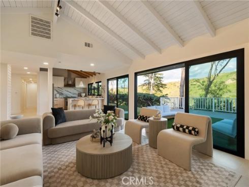 10141 Overhill Drive, North Tustin, CA