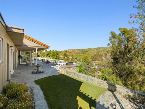 10392  Mira Vista  , North Tustin, CA