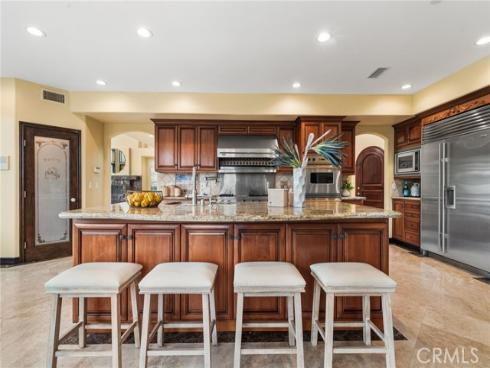 10696 Skyline Drive, North Tustin, CA